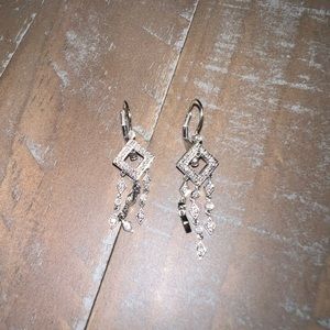 Vintage 14k white gold earrings with diamonds